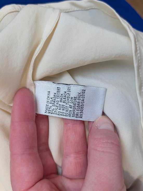 Vintage Blu's Silk Camisole Size 12 Medium Beige Cream Soft - Picture 2 of 8